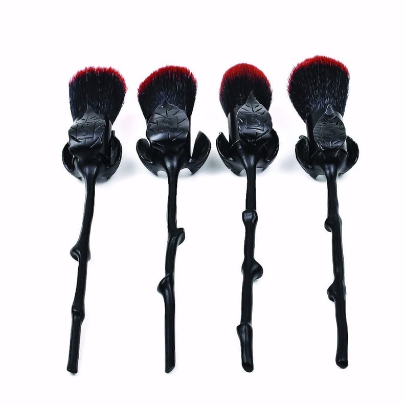 The Set Comes With 4 Different Brushes