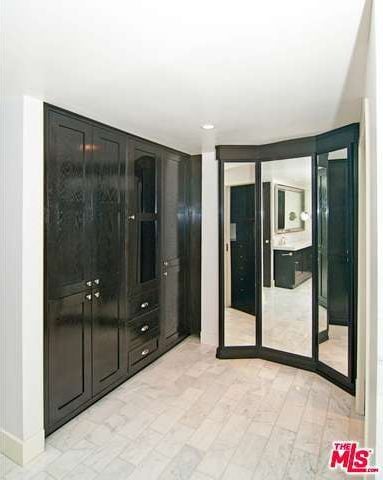 Sofia Vergara Rents Out Her LA Apartment