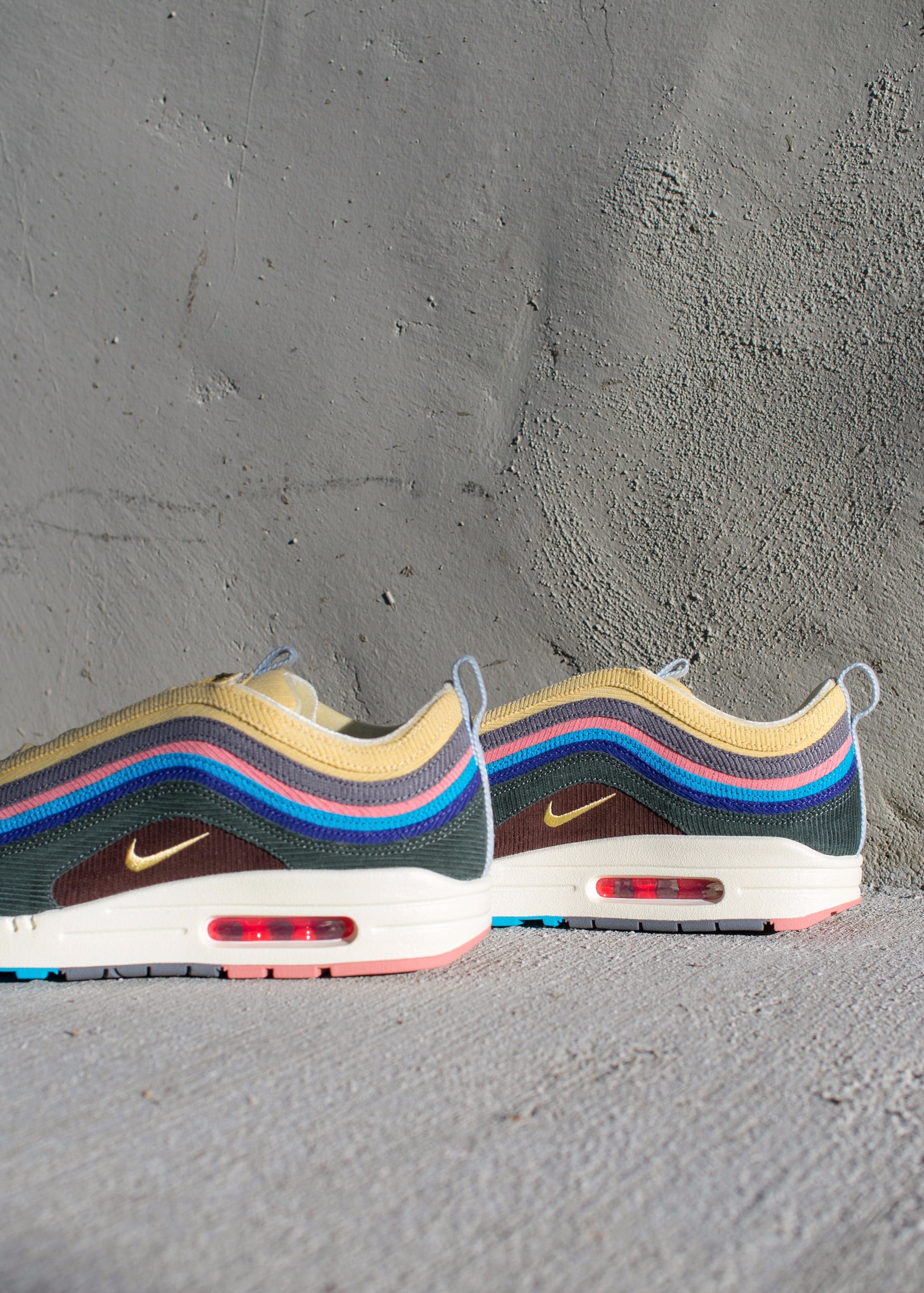 Nike 97s rainbow top