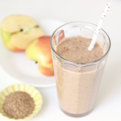 Apple Flaxseed Cinnamon Smoothie