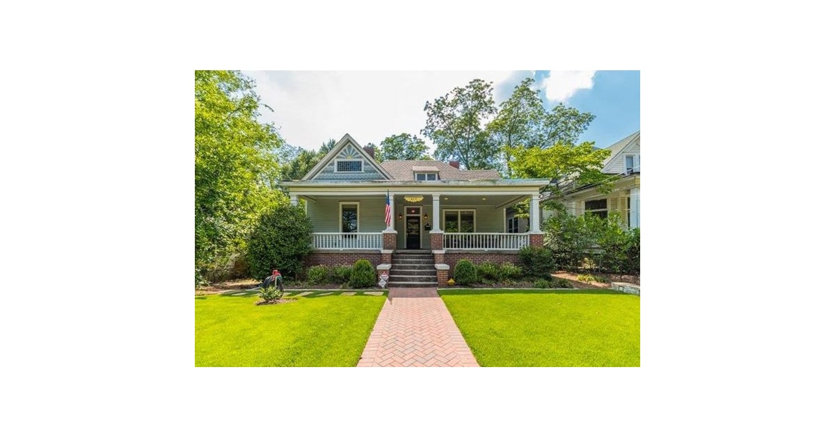 Sheriff Rick Grimes's House in The Walking Dead Is For Sale POPSUGAR