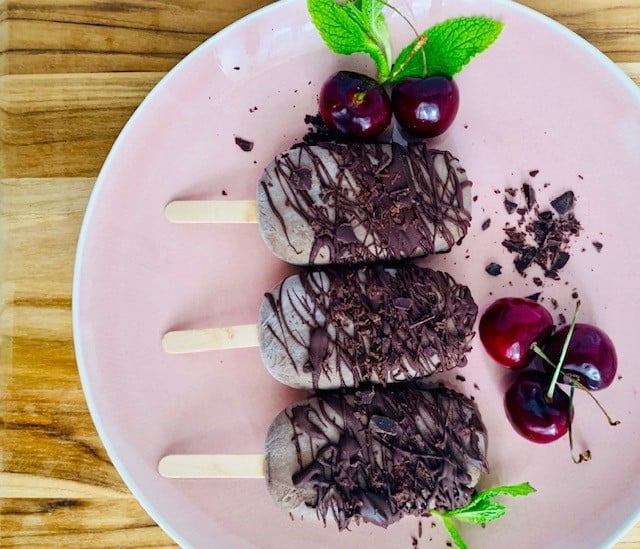 Chocolate Greek Yogurt Pops