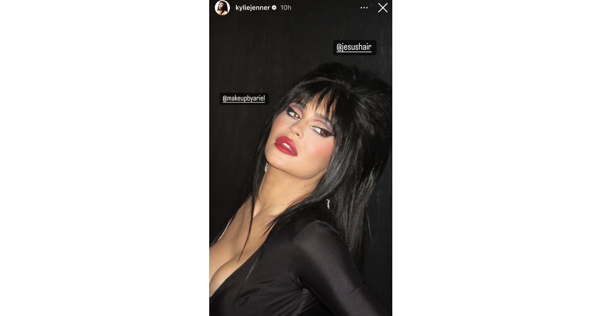 Kylie Jenner's Elvira Halloween Makeup and Hairstyle The Best