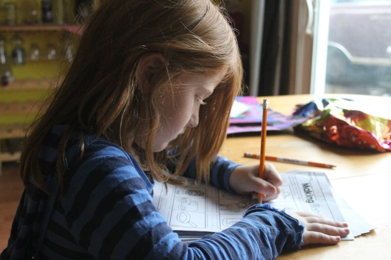 tmp_UPqrZ4_b8570b971369c9cb_child-girl-homework-1001675.jpg