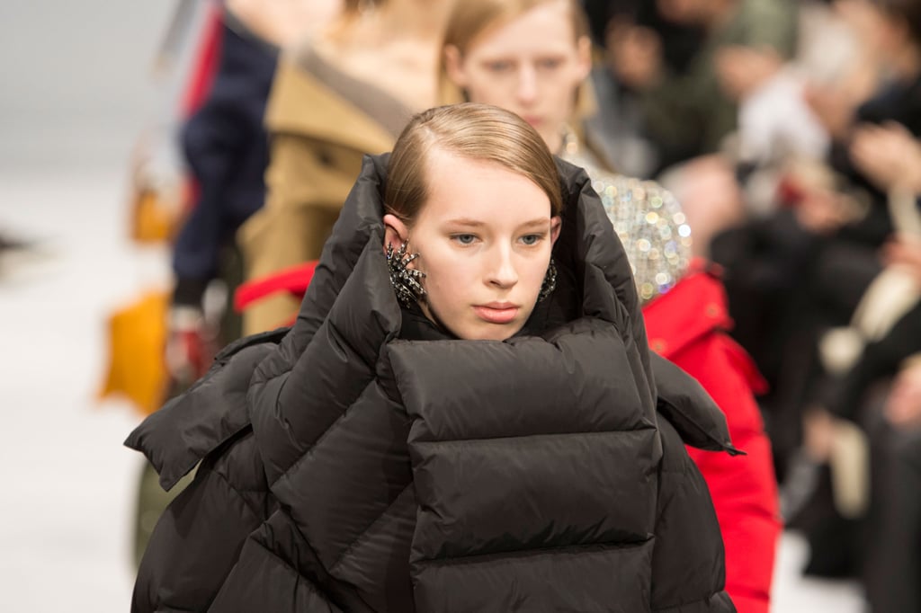 Balenciaga Fall 2016 Runway
