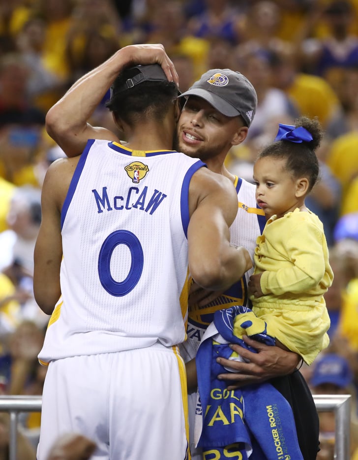 Stephen Curry With Daughters at NBA Finals Game June 2017 | POPSUGAR ...