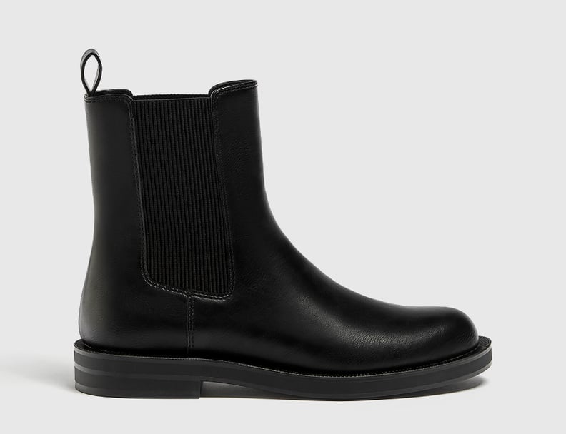 Flat Black Ankle Boots: Pull & Bear