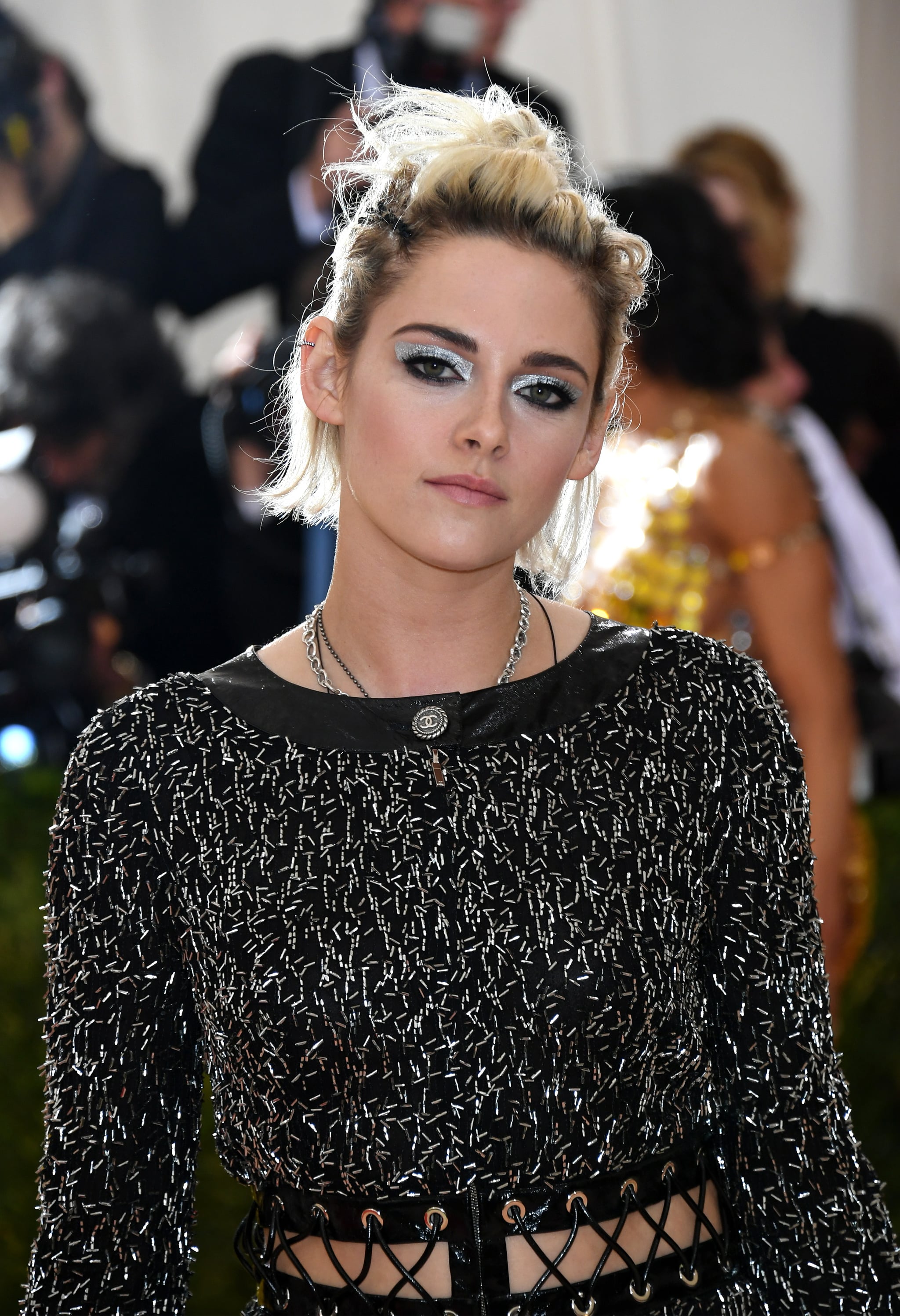 Kristen Stewart Experiments With a New '50s Fringe for the Met Gala 2021