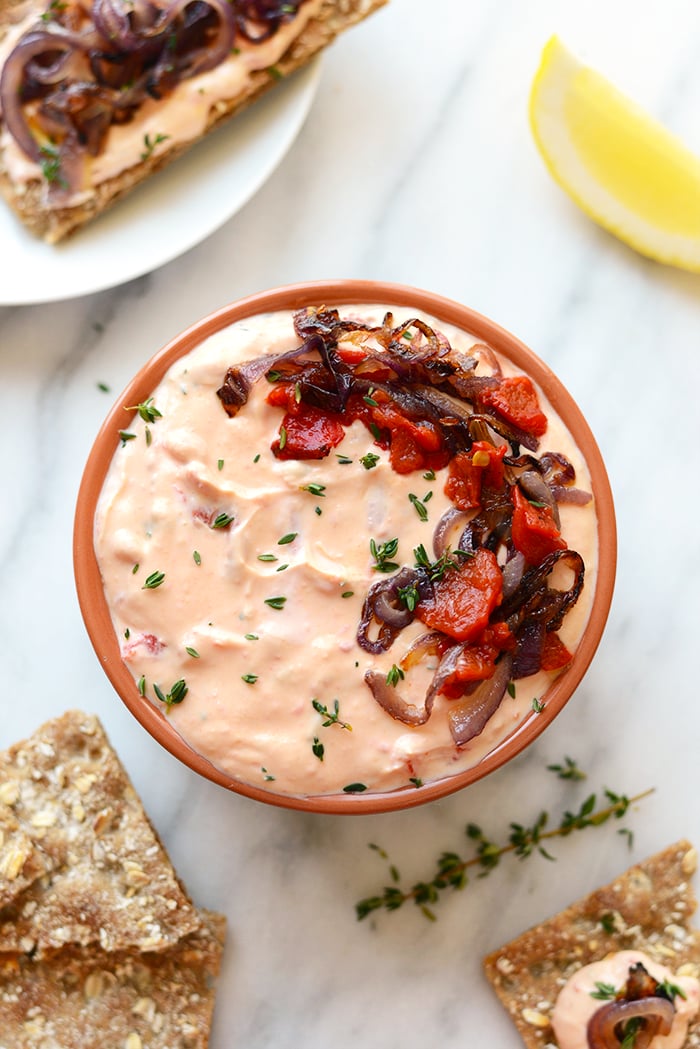 Skinny Roasted Red Pepper and Goat Cheese Dip