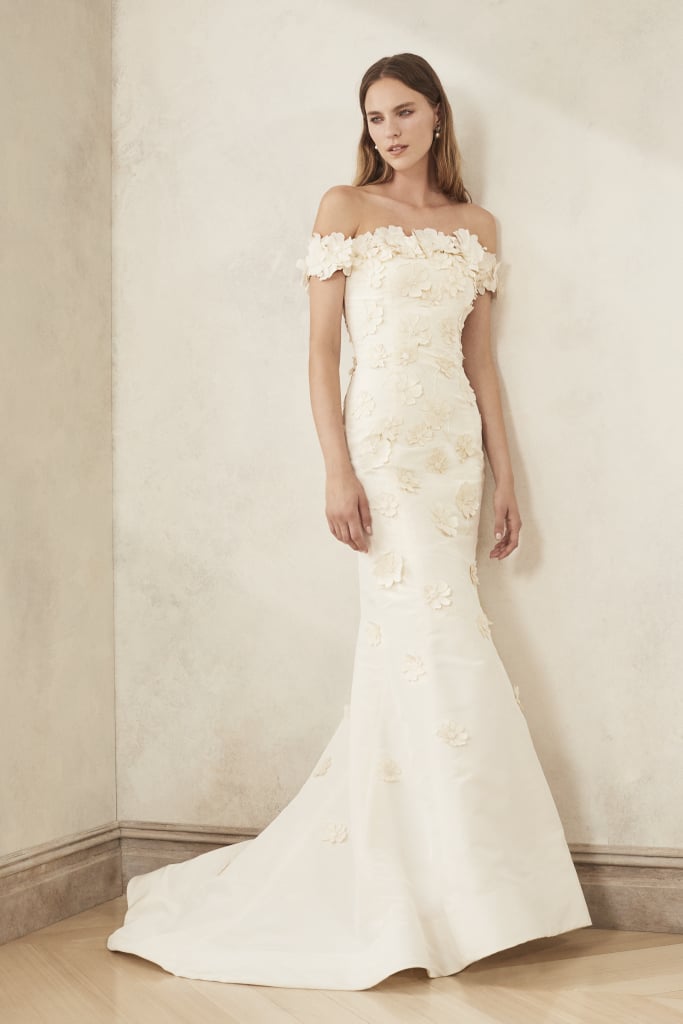 Bridal Trend Fall 2020: Sophisticated, Off-the-Shoulder Dress