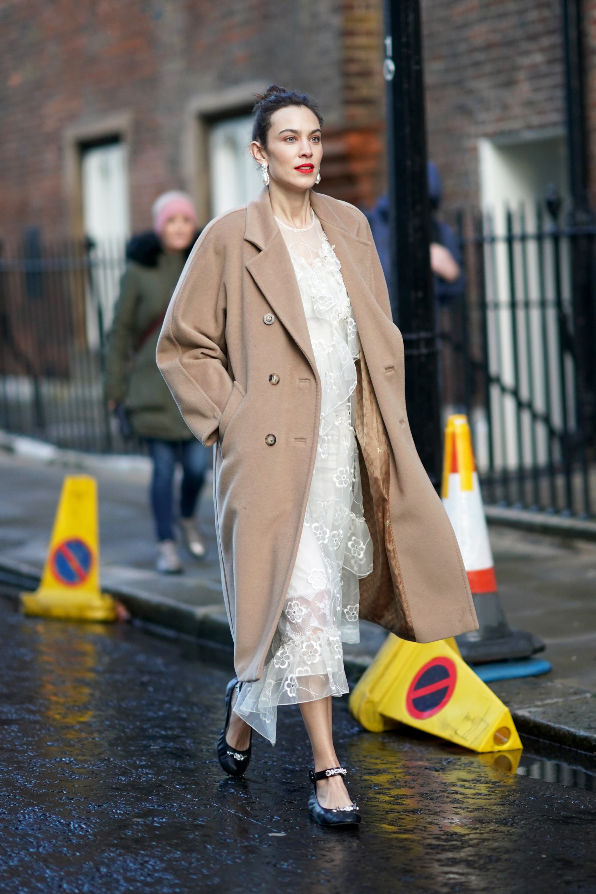 Alexa Chung's Street Style and the Bucket Bag