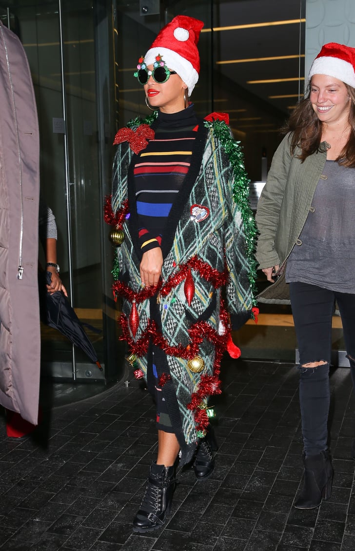 Beyonce Dressed Up Like A Christmas Tree Popsugar Celebrity