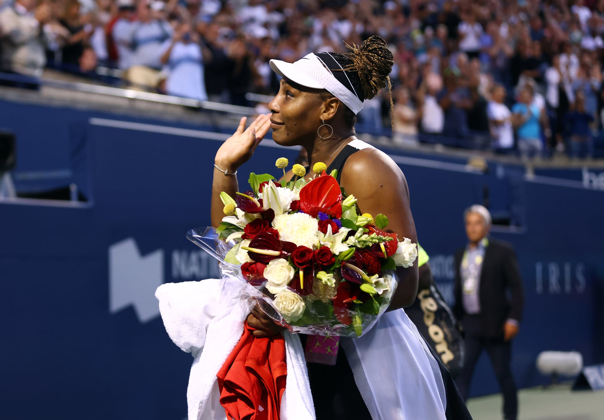 TORONTO, ON - AUGUST 10:  Serena Williams of the United States wavess to the crowd as she leaves the court after losing to Belinda Bencic of Switzerland during the National Bank Open, part of the Hologic WTA Tour, at Sobeys Stadium on August 10, 2022 in Toronto, Ontario, Canada. (Photo by Vaughn Ridley/Getty Images)