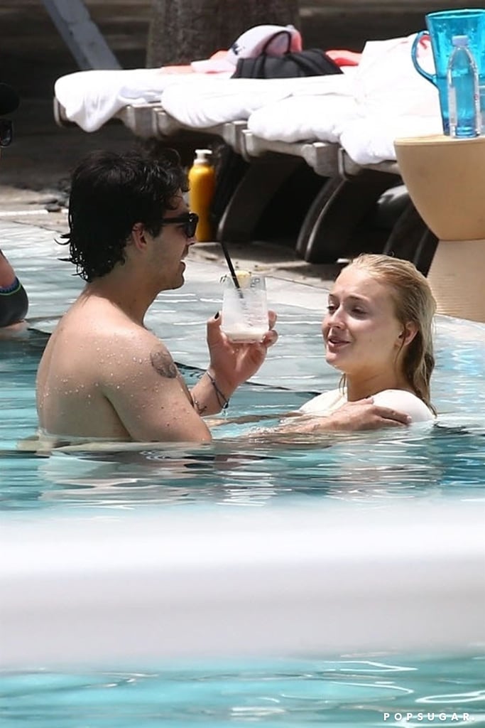 Joe Jonas and Sophie Turner Kissing in Miami August 2018