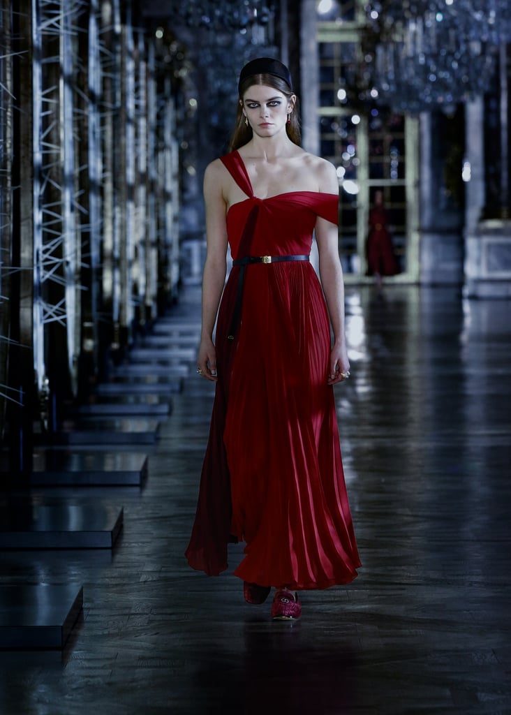 Dior Fall/Winter 2021 Fashion Show Photos and Review