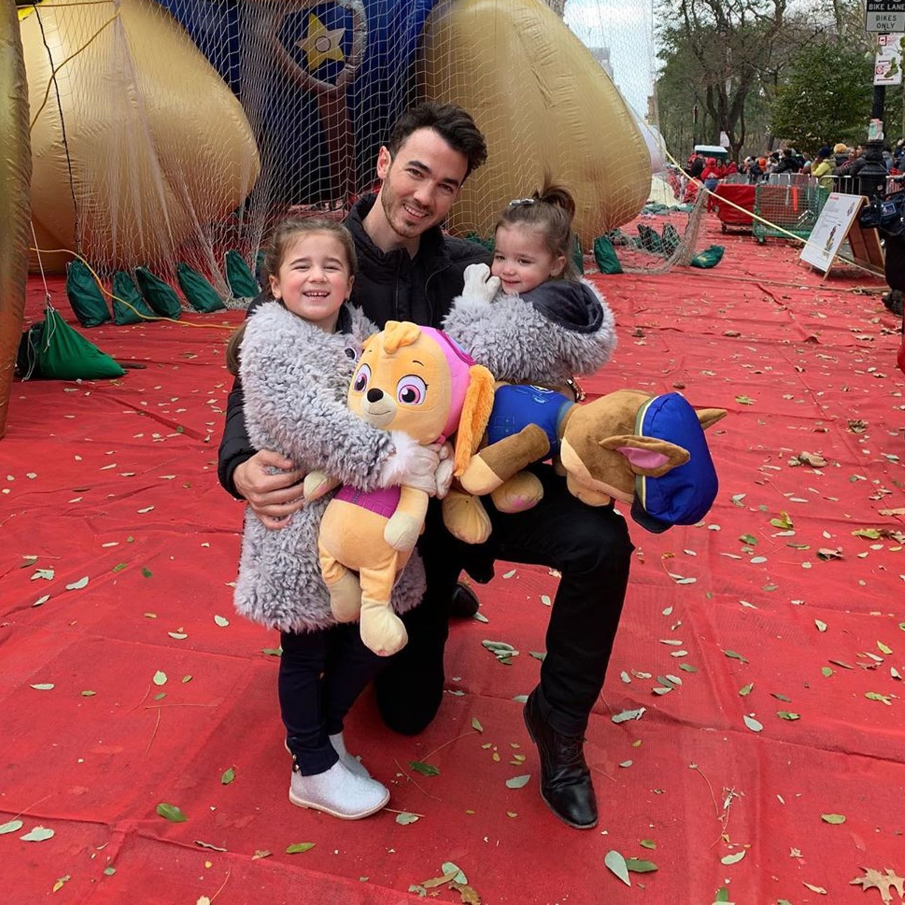 Cute Pictures Of Kevin Jonas With His Kids Popsugar Family