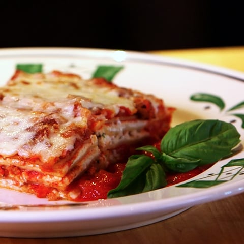 Olive Garden Recipe: Lasagna Classico