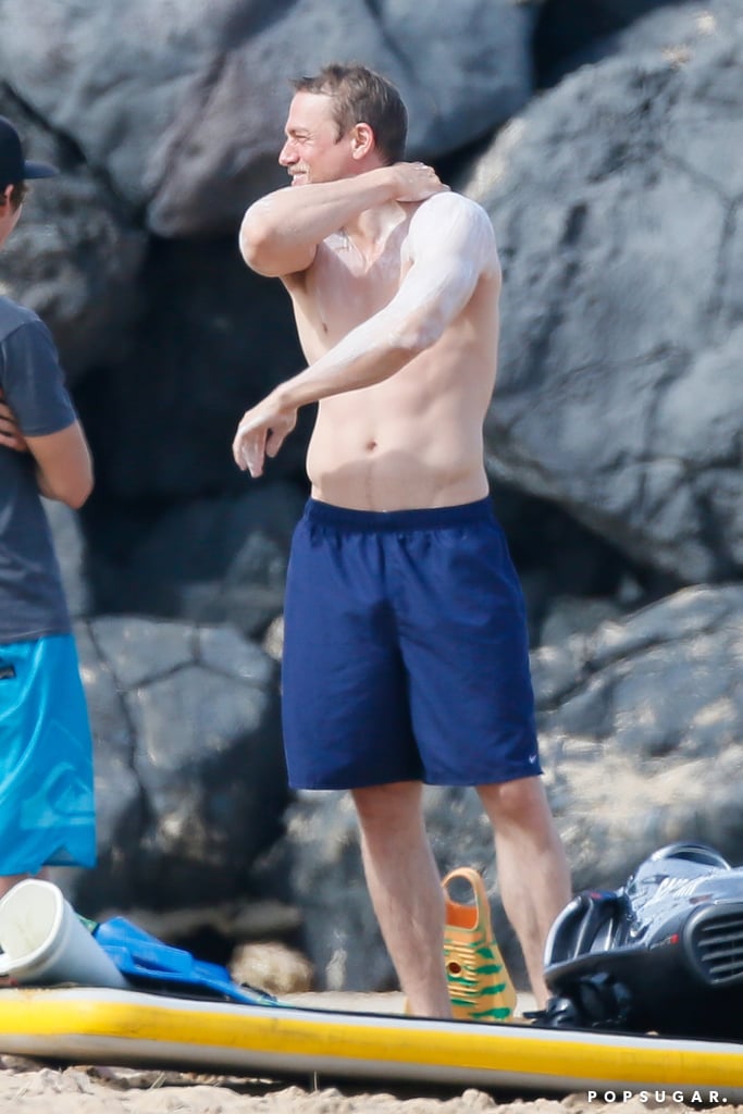 Charlie Hunnam Shirtless on the Beach in Hawaii March 2018