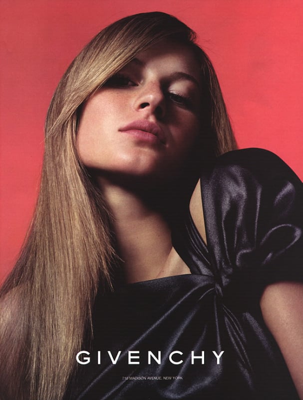 Givenchy Fall 2000 Ad Campaign