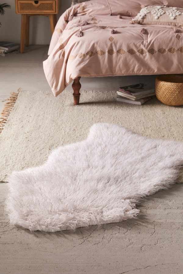 Mazzy Faux Fur Shaped Rug