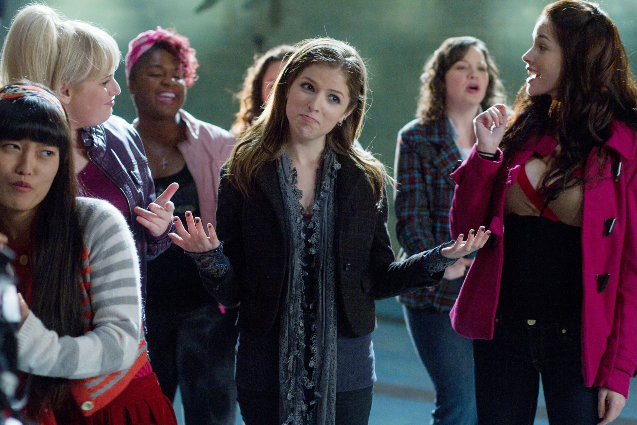 PITCH PERFECT, Hana Mae Lee (left), Rebel Wilson (blonde, left), Ester Dean (pink hair), Anna Kendrick (centre), 2012. ph: Peter Iovino/Universal Pictures/Courtesy Everett Collection