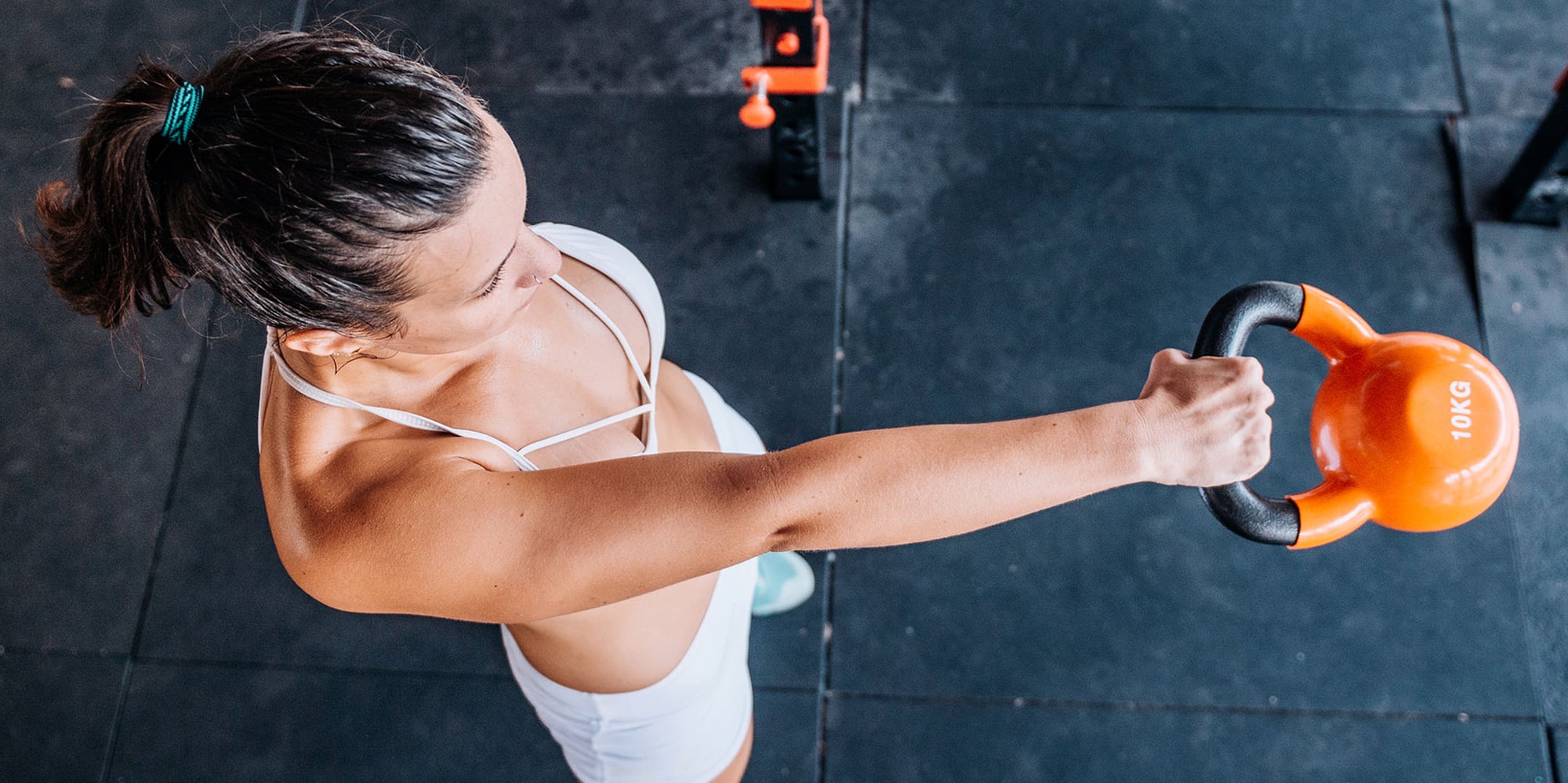 How to Do a 1Arm Kettlebell Swing POPSUGAR Fitness