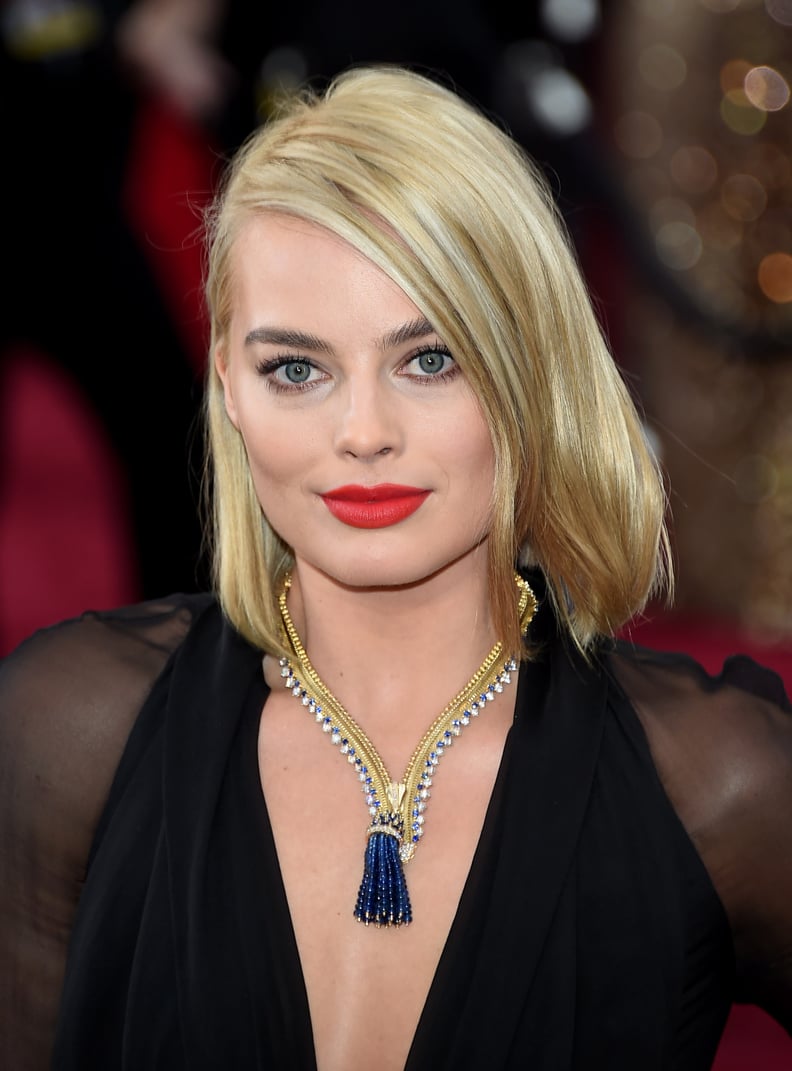 Margot Robbie's Van Cleef & Arpels Necklace in 2015
