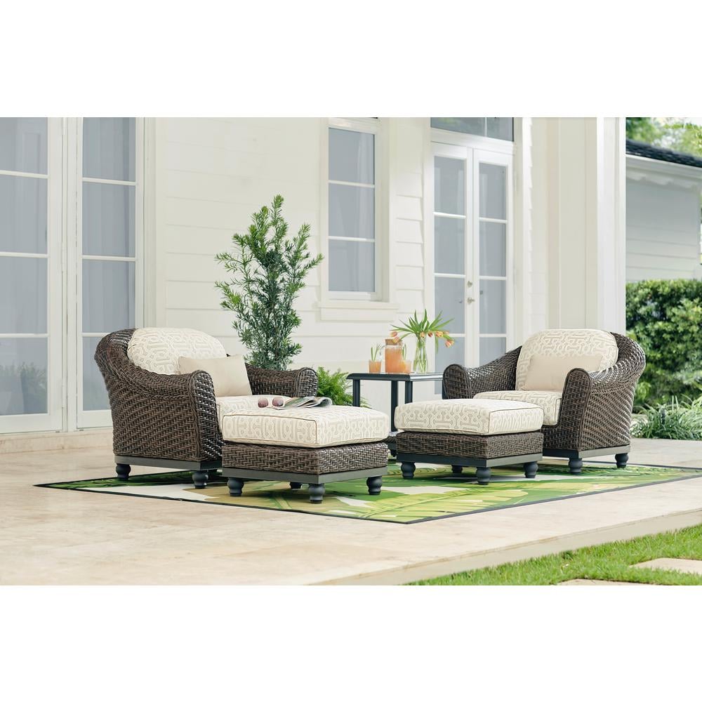 Wicker Outdoor Lounge Chairs With Cushions