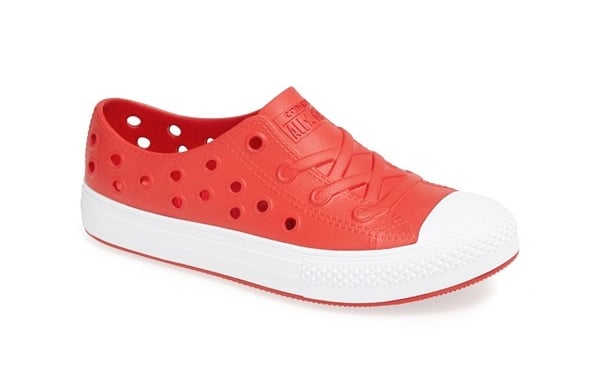 chuck taylor crocs