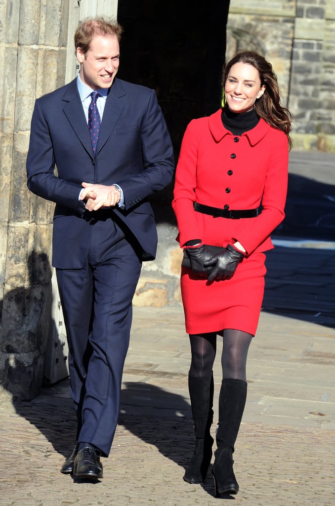 Walking Around St. Andrews in the Same Look in 2011