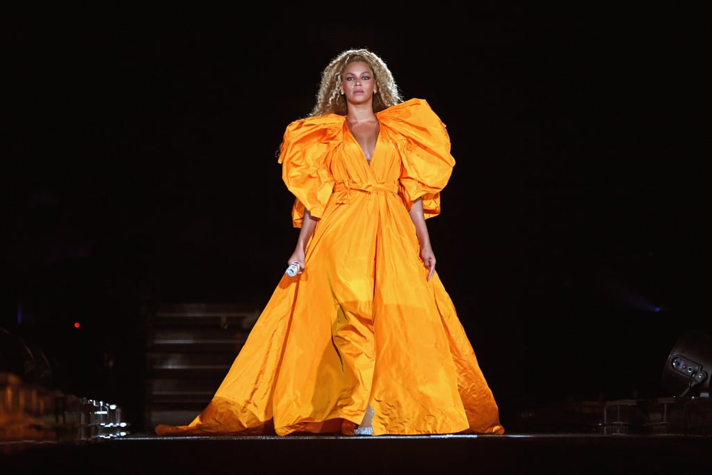 Beyoncé Almost Falling on Stage Video August 2018