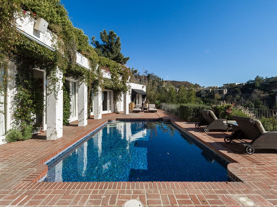 One Direction's Louis Tomlinson Buys a New Home in LA