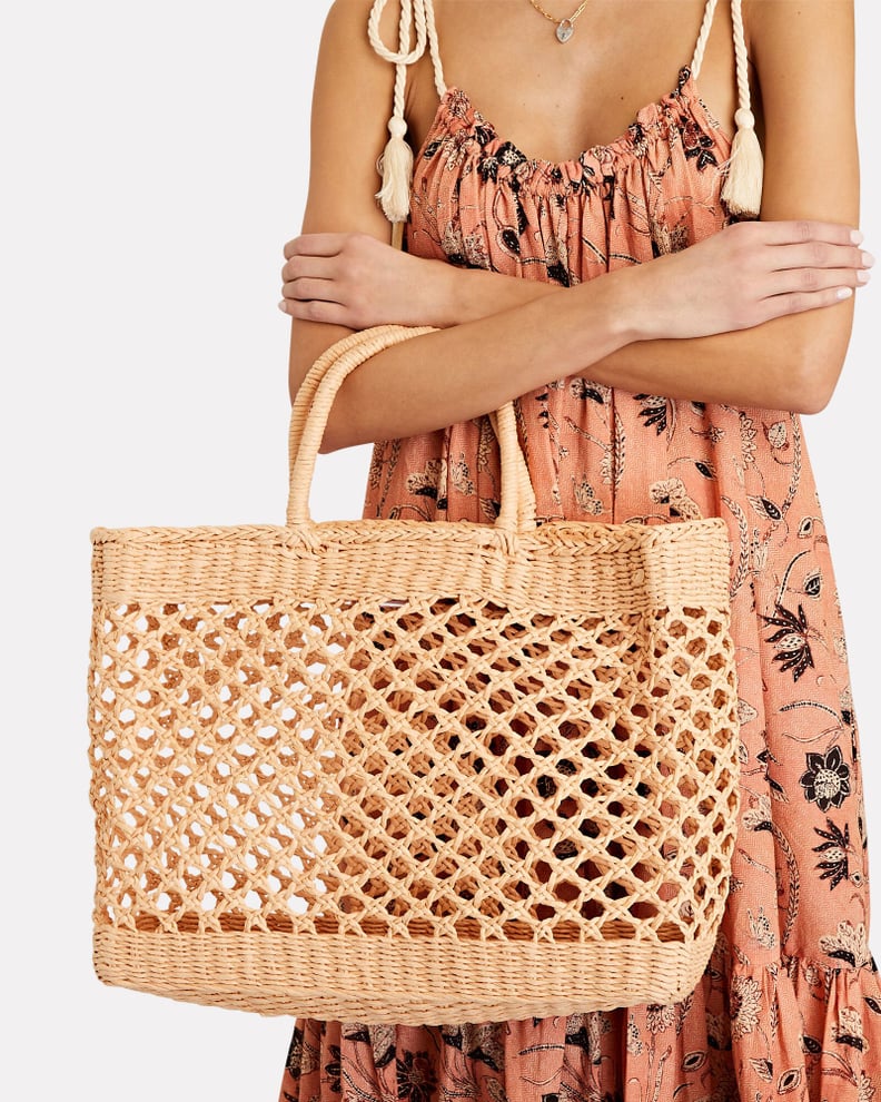 Travel in Style: 10 Cute Beach Bags for Women - Fashionably Late Mom