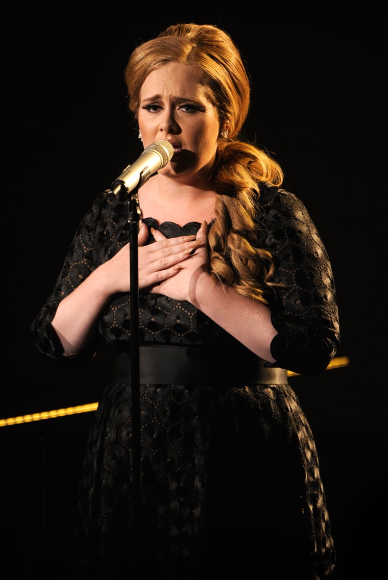 Adele Serenading the MTV VMAs Crowd (2011)