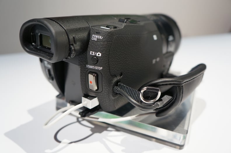 Handycam FDR-AX100 Eyepiece