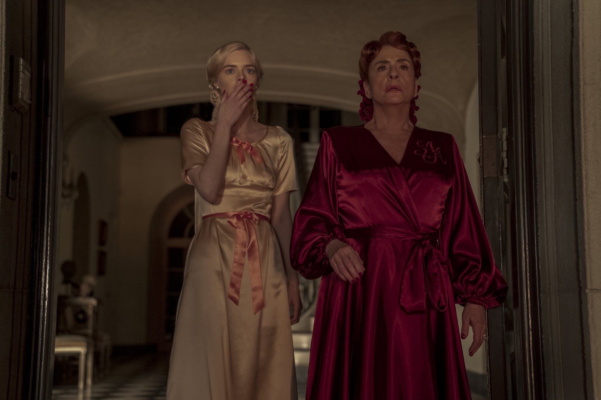 Hollywood Netflix Tv Series Fashion And Style Popsugar Fashion