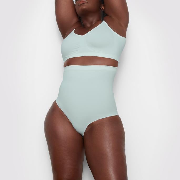 Skims Silk Robe in Marble, A Skims Shapewear Collection For Brides Has  Arrived, and Yes, There's Something Blue