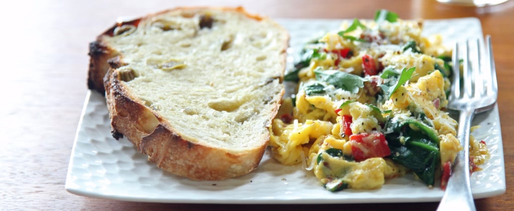 Scrambled Eggs With Spinach and Bell Peppers