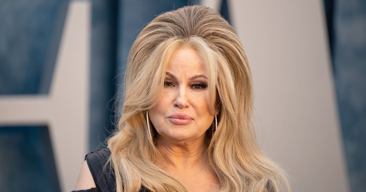 Jennifer Coolidge Supports Striking Writers While Accepting the 2023 MTV Comedic Genius Award