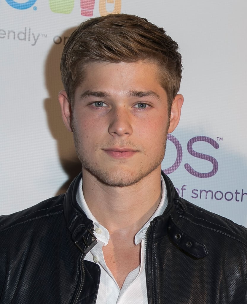 Mason Dye as Jason Carver