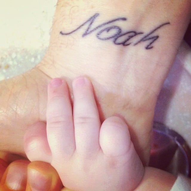 Michael Bublé showed off his new tattoo, which seemed to receive the approval of baby Noah.
Source: Instagram user michaelbuble