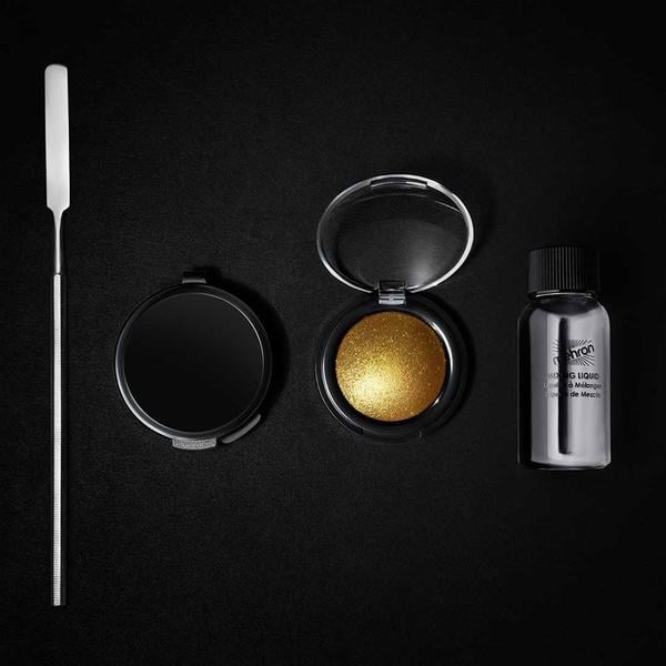 Pat McGrath Gold 001 (sold out)