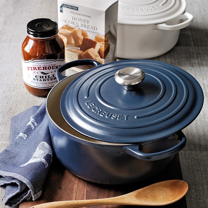 Le Creuset Signature Cast-Iron Round Dutch Oven