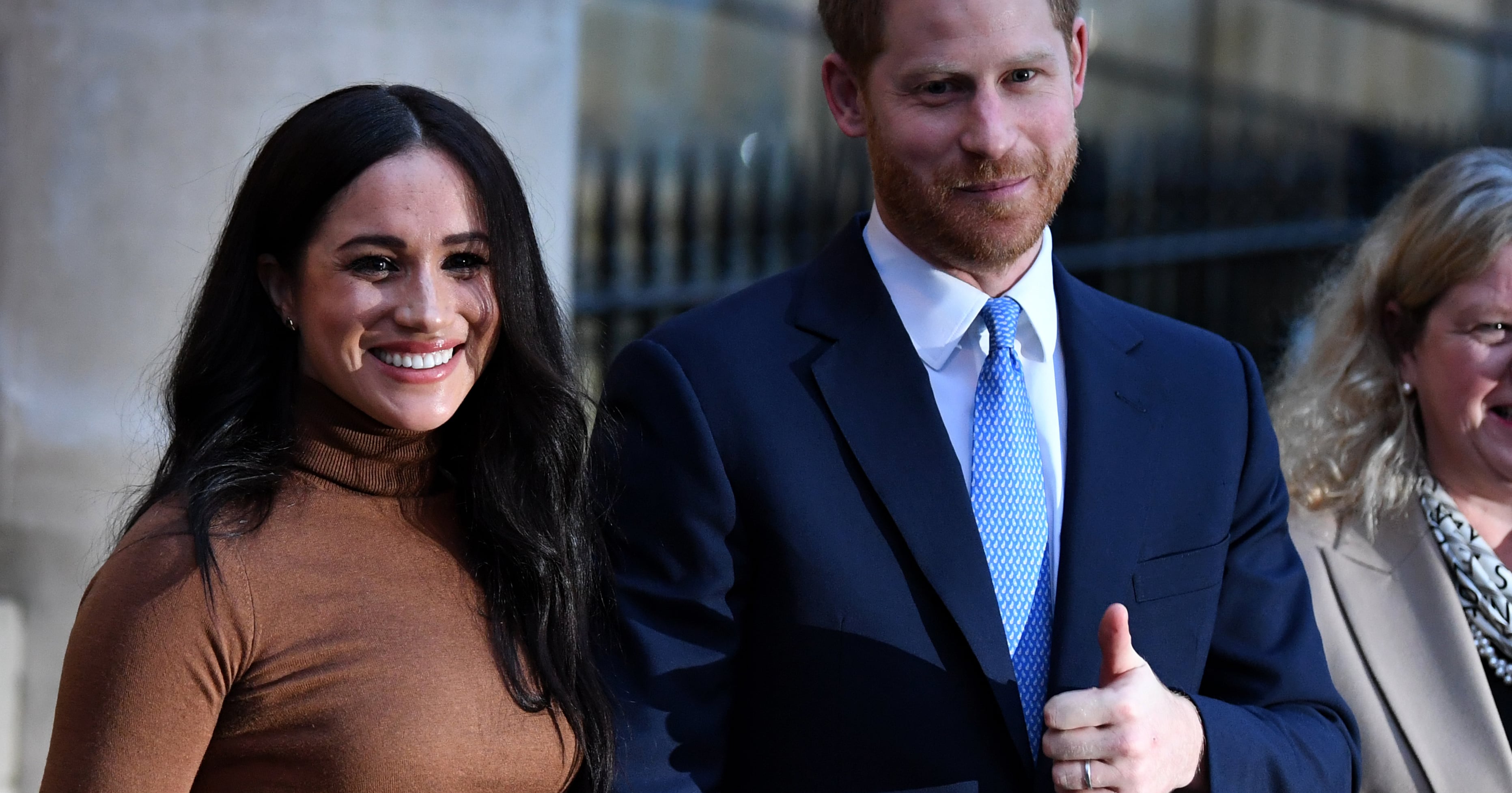 Prince Harry and Meghan Markle Deliver Free Meals in LA PS Celebrity