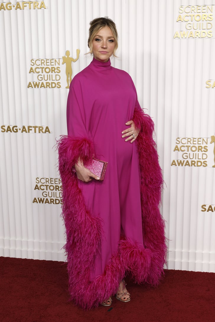 Abby Elliott at the 2023 SAG Awards 2023 SAG Awards Red Carpet Best