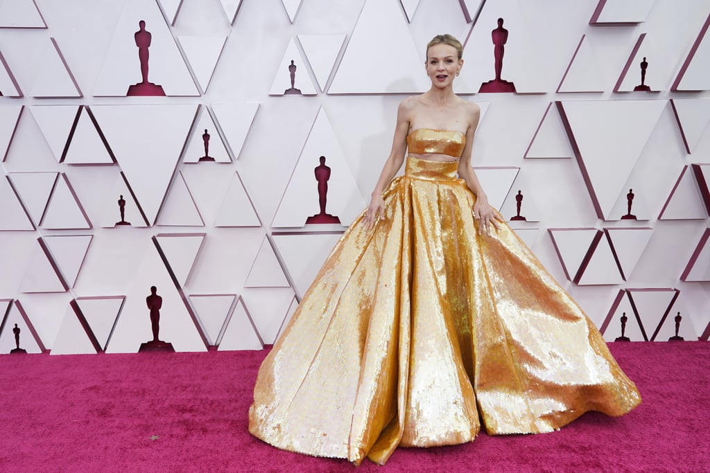 Carey Mulligan's Gold Valentino Skirt at the 2021 Oscars