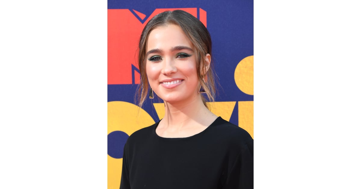 Haley Lu Richardson At The Mtv Movie And Tv Awards Best Hair And Makeup 