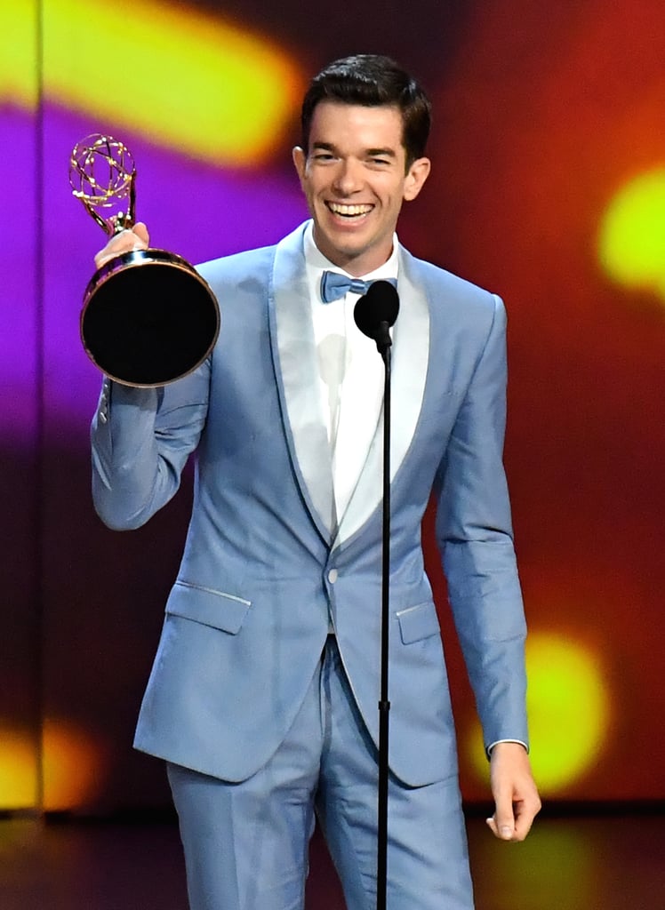 上图:约翰Mulaney