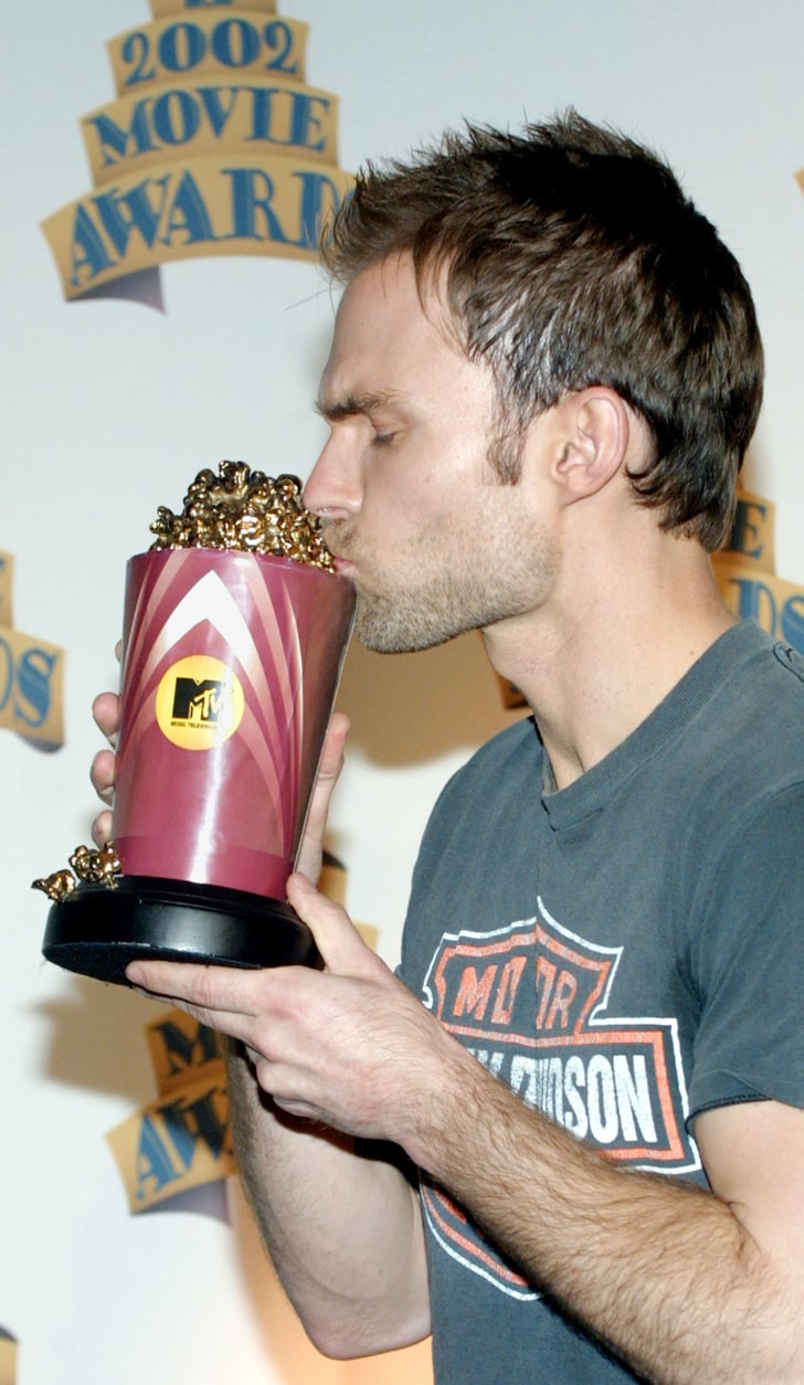 Jason Biggs And Seann William Scott 2002 Mtv Movie Awards Best Kiss Popsugar Love And Sex