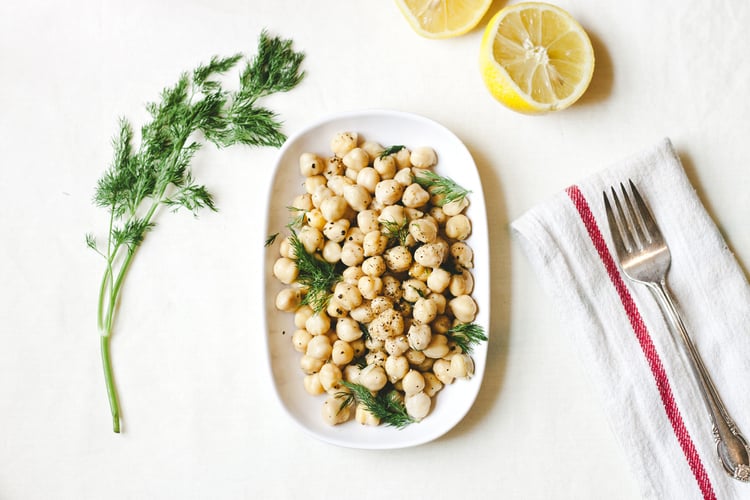 Lemon and Dill Chickpea Salad